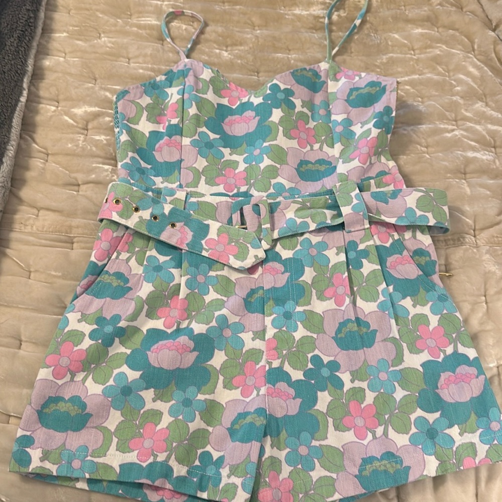 Show me your Mumu. Sloane Romper. Size Large. Never worn.